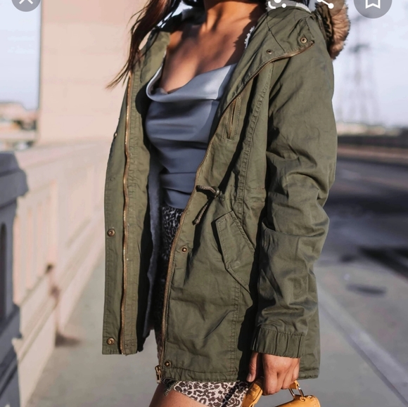 Jackets & Blazers - Army Green Utility Jacket sz XL